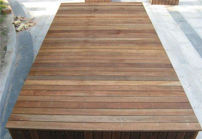 防腐木都有哪幾類(lèi)？怎么進(jìn)行區(qū)分？